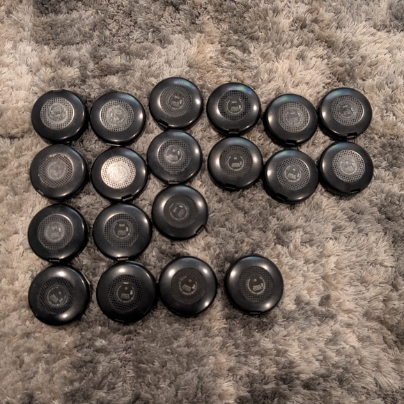Black Round Containers - Picture 6 of 12